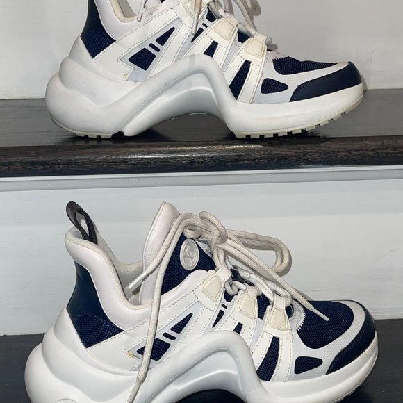Louis Vuitton LV Archlight Sneaker size 36.5 - Picture 3 of 6